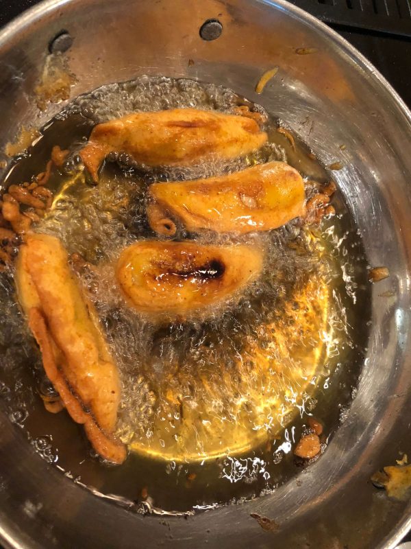 Bajji! (Batterdipped fried vegetables) Rasaala